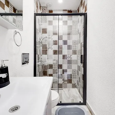 شقة The Perfect Duplex 4br W 4ba In Historic Yedikule اسطنبول