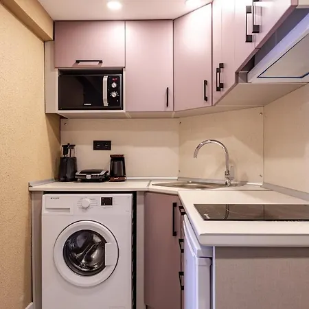 The Perfect Duplex 4br W 4ba In Historic Yedikule شقة اسطنبول