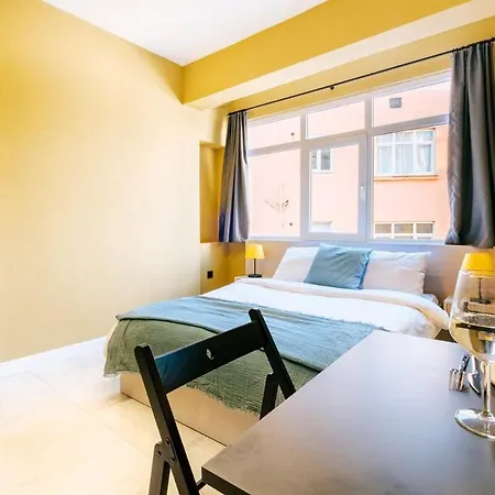 The Perfect Duplex 4br W 4ba In Historic Yedikule *